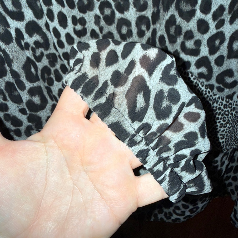 Michael Kors semi sheer animal print plus size blouse - Picture 4 of 5